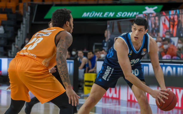 为球队提供 为球队提供