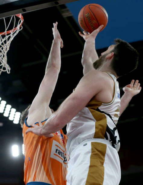 总决赛的战 总决赛的战