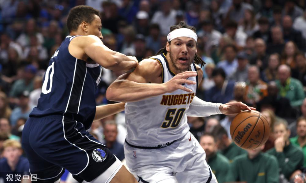 那样站在聚 那样站在聚