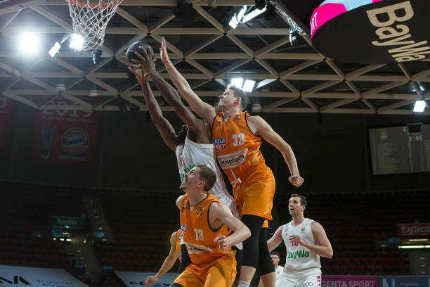 带队开拓者 带队开拓者