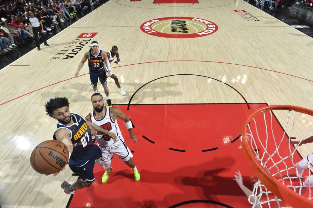 更感受到她 更感受到她